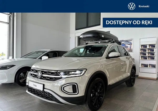 mazowieckie Volkswagen T-Roc cena 148500 przebieg: 1, rok produkcji 2024 z Warszawa